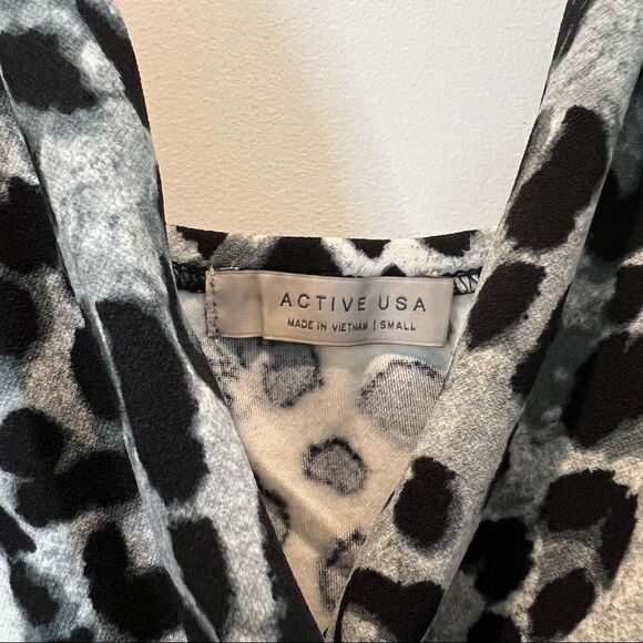 NWT Active USA Size Small Black and White Leopard Romper Spaghetti straps - Picture 9 of 11